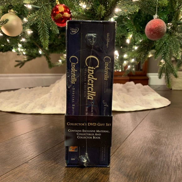 Disney’s Cinderella Special Edition Collector’s DVD gift set 2005 SEALED - Picture 2 of 3